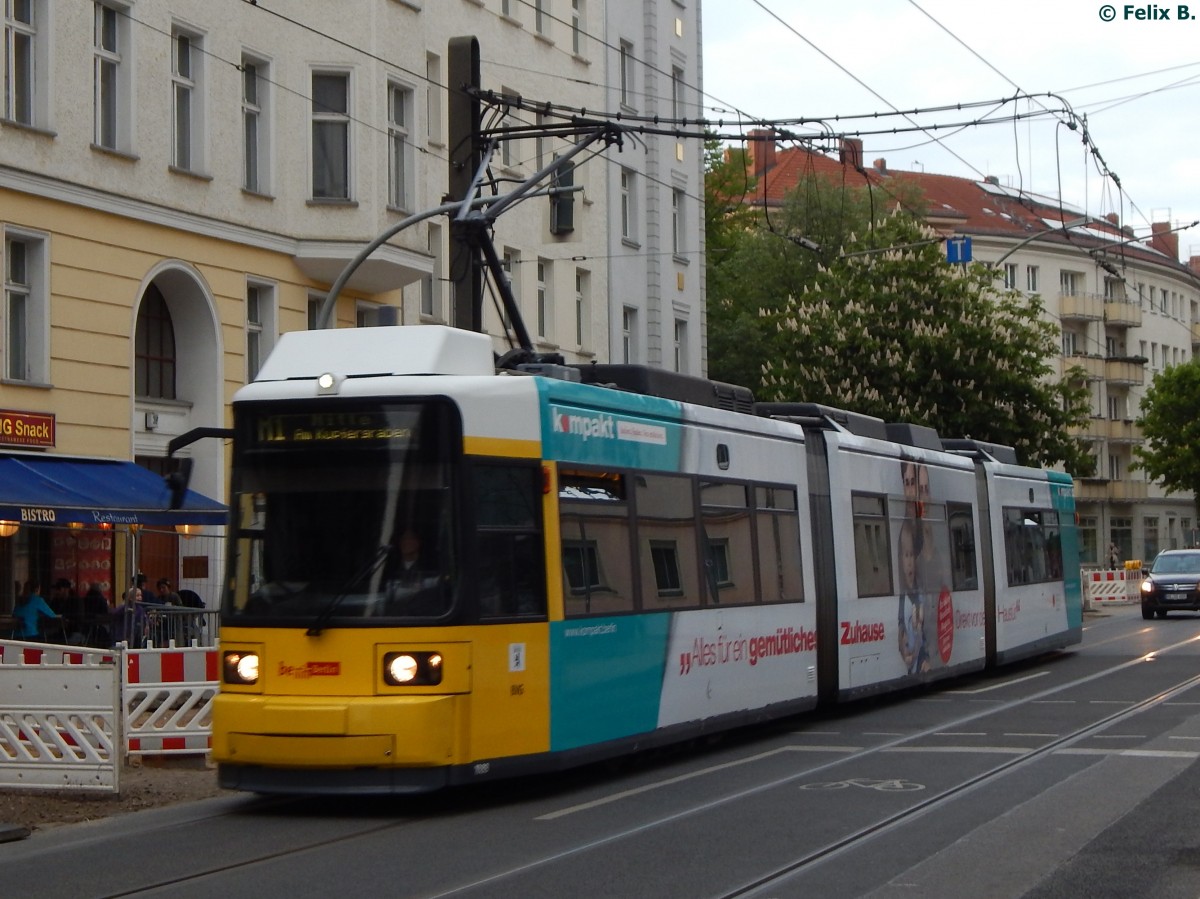 Bombardier der BVG in Berlin.