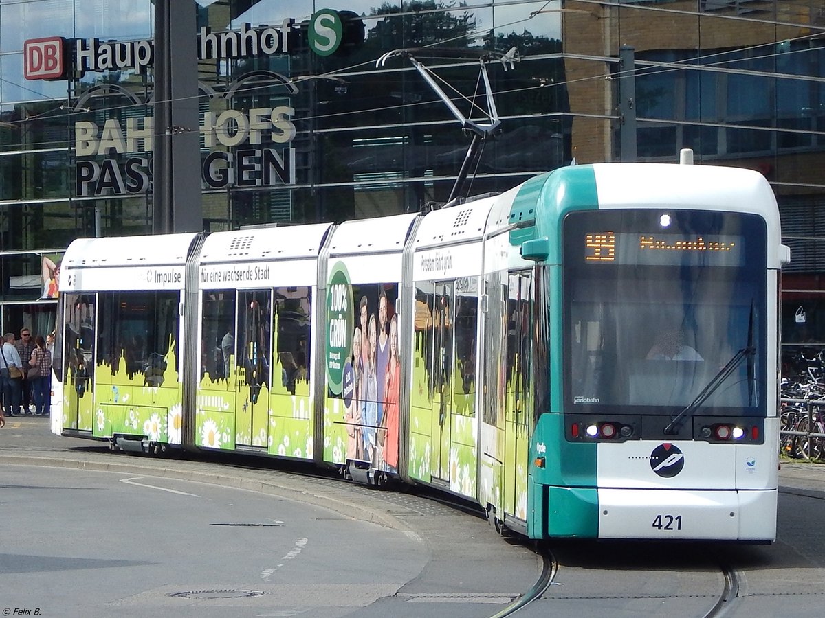 Variobahn Nr. 421 der ViP in Potsdam.